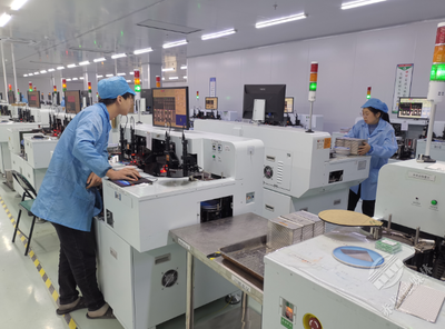 赤壁高新區(qū) 企業(yè)建設(shè)與生產(chǎn)雙線并進(jìn) 嬰幼兒用品產(chǎn)業(yè)勢頭強(qiáng)勁